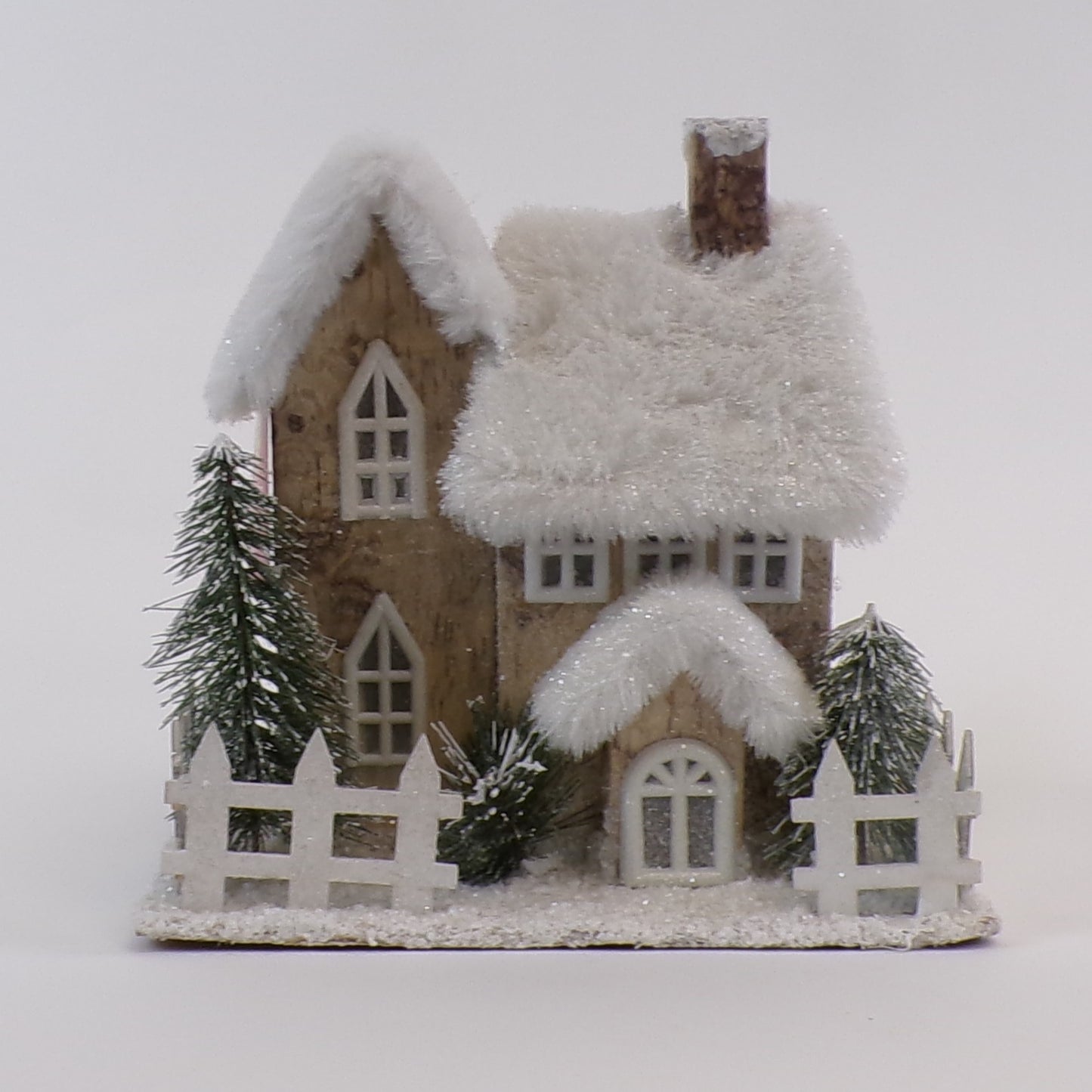 House 2 Stories Grey/Snowy 9" Battery Operated