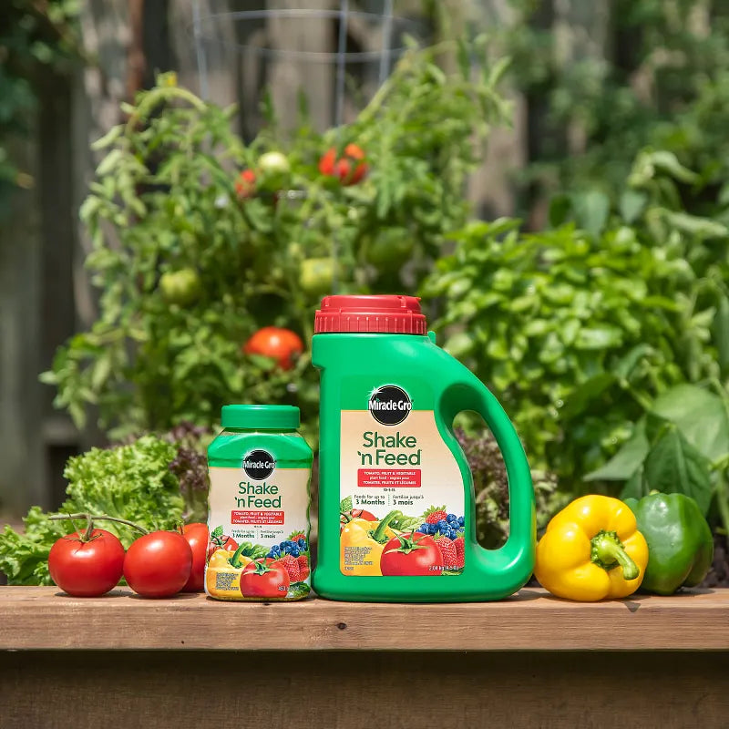 Shake N Feed Tomato, Fruits & Vegetables Plant Food 10-5-15