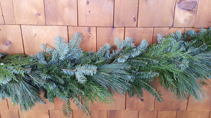 Fresh Garland "A" Mixed 10' Length