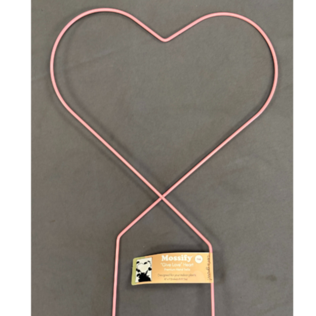 Mossify Heart Trellis Metal