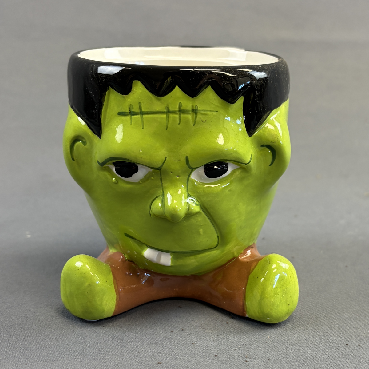 Pots Spooky Monsters with Feet