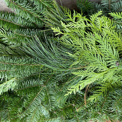 Fresh Garland "A" Mixed 10' Length