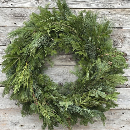 Fresh Wreath Mixed Specialty Greens
