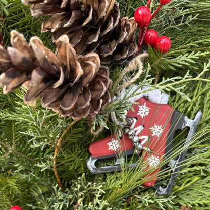 Fresh Wreath 'Winter Sports"